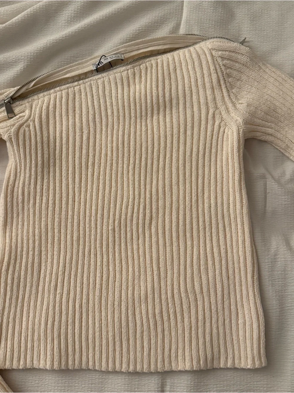 Zara two piece set - Picture 3 of 3